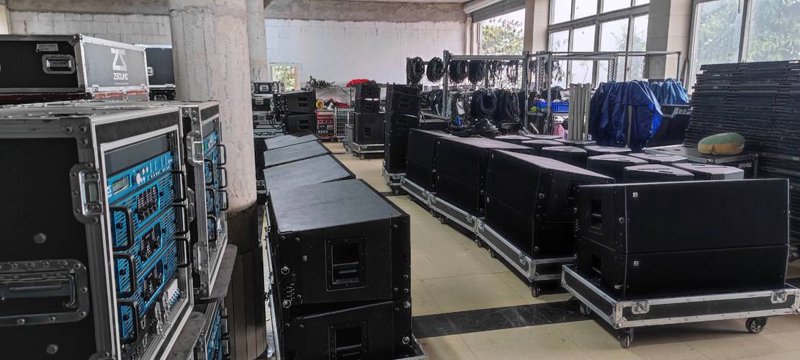 文艺演出：一场视觉与听觉的双重盛宴
